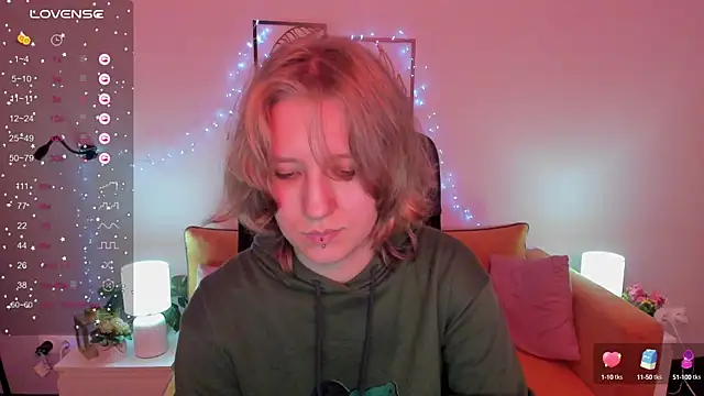 Hailey Foxy online show from October 2025 09:07:01 AM