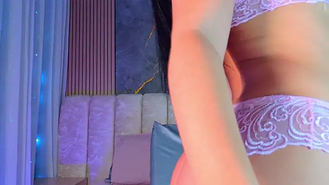 mia scot online show from February 2026 12:01:02 PM