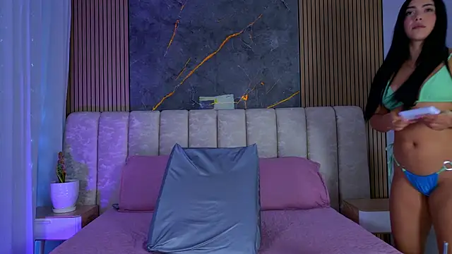 mia scot online show from March 2026 11:59:01 AM