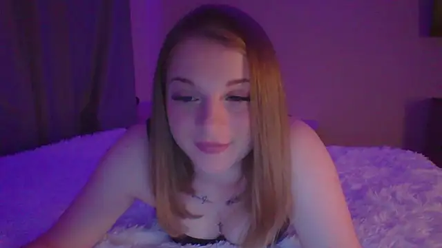 Snapshot of Star_Girlish chatting on September 2025 09:06:02 PM Star Girlish online show from September 2025 09:06:02 PM