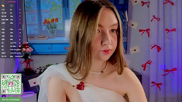 ElfredaTupy online show from February 2026 07:43:01 PM