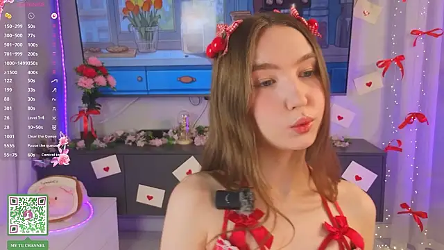 ElfredaTupy online show from March 2026 07:17:02 PM