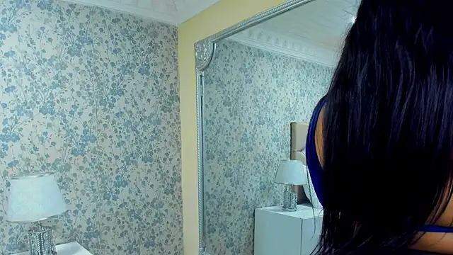 AlahiaJoness online show from September 2025 03:17:01 AM