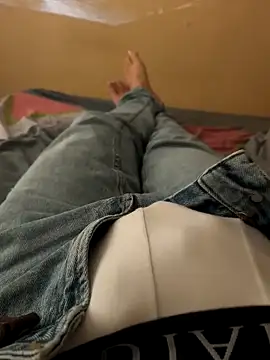 Snapshot of Normalludo0202 chatting on November 2025 02:50:01 PM Normalludo0202 online show from November 2025 02:50:01 PM