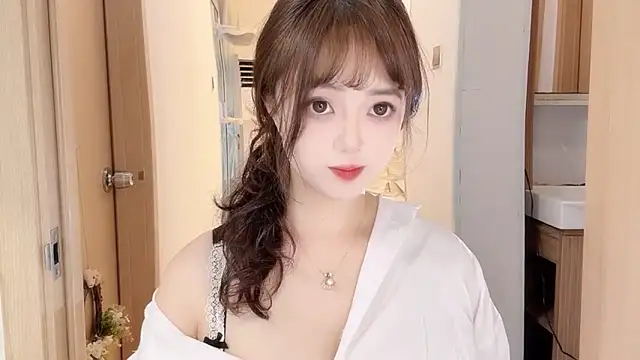 DDDDDoremi online show from October 2025 01:51:02 AM