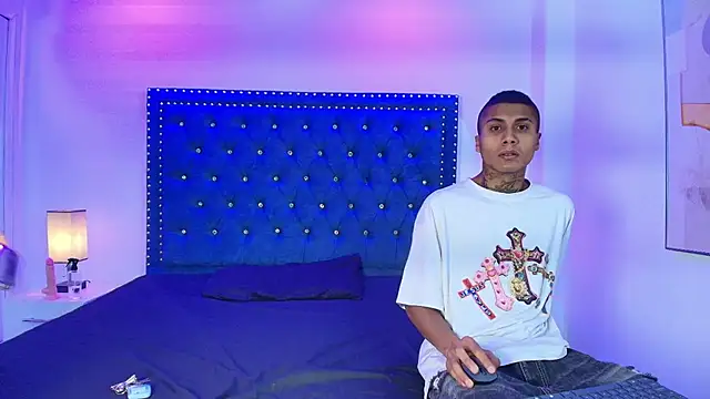 Damian and roxanne online show from March 2026 12:45:01 PM