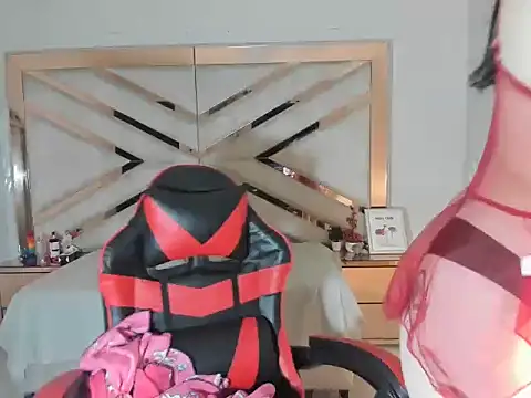 Snapshot of Zulema_R1 chatting on September 2025 03:44:02 AM Zulema R1 online show from September 2025 03:44:02 AM