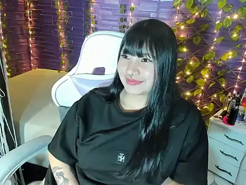 Snapshot of Zulema_R1 chatting on November 2025 03:16:02 AM Zulema R1 online show from November 2025 03:16:02 AM