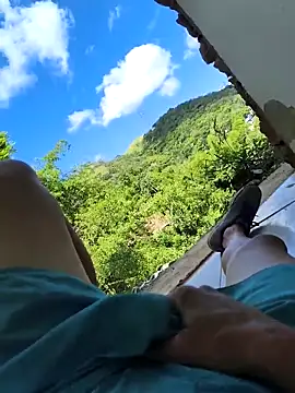 Tijucanodisponivel online show from November 2025 04:30:01 PM