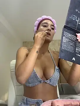 Scarlett 12 online show from March 2026 09:53:02 AM