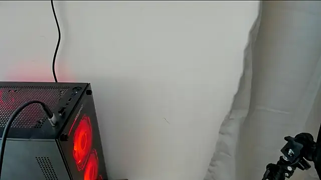 Snapshot of Rowan_Mills chatting on September 2025 07:35:01 PM Rowan Mills online show from September 2025 07:35:01 PM