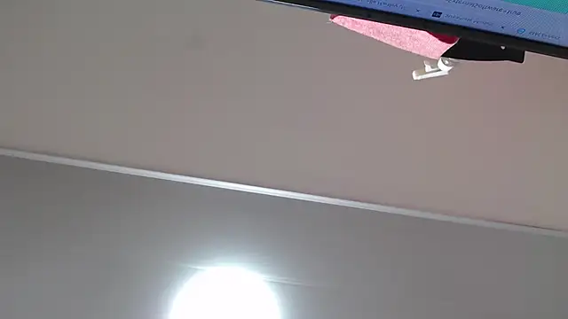 NoelleHartley online show from November 2025 01:11:01 PM