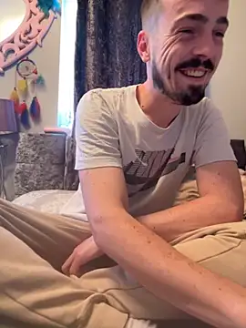 Snapshot of jaycoy22 chatting on September 2025 01:57:02 PM jaycoy22 online show from September 2025 01:57:02 PM