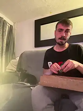 Snapshot of jaycoy22 chatting on October 2025 09:13:02 PM jaycoy22 online show from October 2025 09:13:02 PM