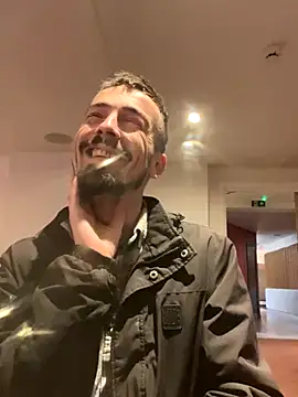 Snapshot of jaycoy22 chatting on November 2025 10:01:02 PM jaycoy22 online show from November 2025 10:01:02 PM