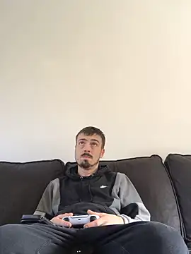 jaycoy22 online show from March 2026 12:34:01 PM