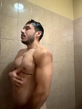 Snapshot of Darg98 chatting on October 2025 12:30:01 AM Darg98 online show from October 2025 12:30:01 AM