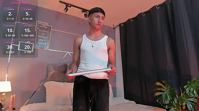 oliver mr  online show from December 2025 01:06:01 PM