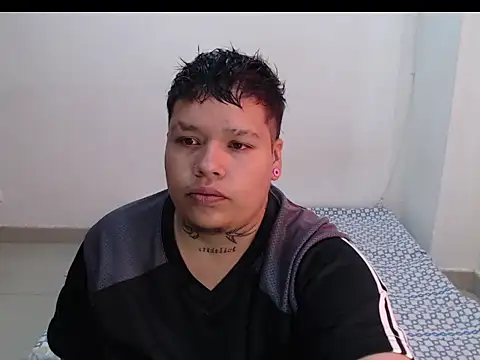 Yulian bigclit7 online show from December 2025 04:02:02 PM