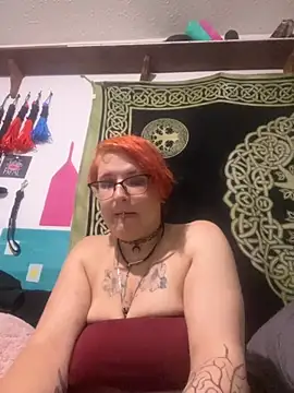 Snapshot of Harleesinn chatting on September 2025 09:27:02 PM Harleesinn online show from September 2025 09:27:02 PM