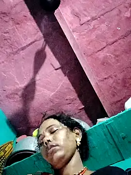 Pooja750 online show from September 2025 08:32:02 PM