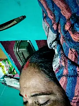 Pooja750 online show from November 2025 04:41:02 PM