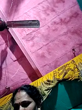 Pooja750 online show from December 2025 08:51:01 PM