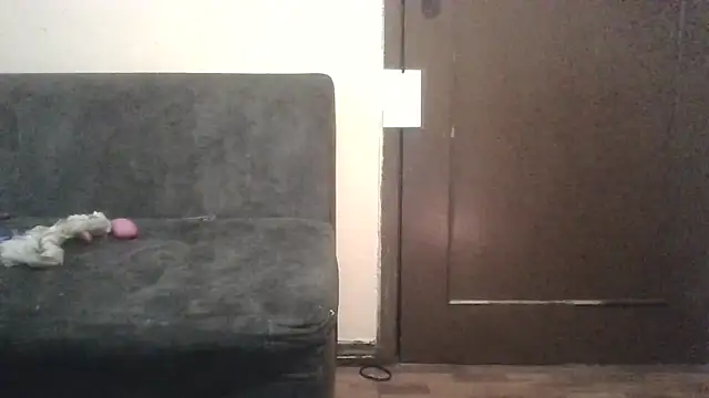 Isisflame online show from April 2026 02:44:01 AM