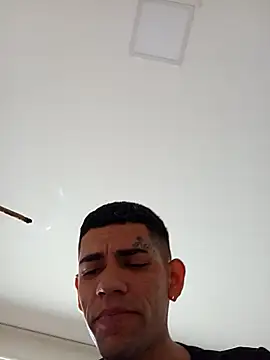 Snapshot of xirie98 chatting on September 2025 12:40:01 PM xirie98 online show from September 2025 12:40:01 PM