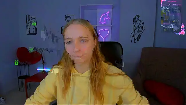 Snapshot of keylas_moan chatting on October 2025 05:43:02 AM keylas moan online show from October 2025 05:43:02 AM