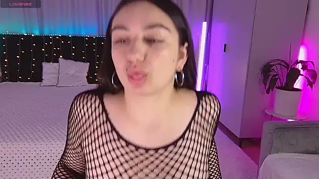 Lola Sparks online show from September 2025 06:25:02 AM