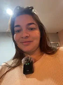 Snapshot of sarahreyess_11 chatting on March 2026 11:16:01 AM sarahreyess 11 online show from March 2026 11:16:01 AM