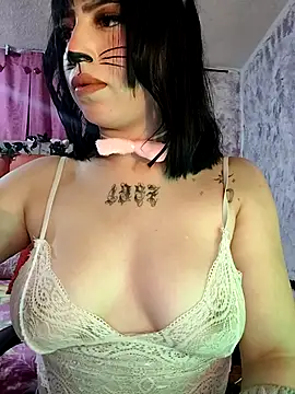 Snapshot of Kitty_Melodi chatting on October 2025 10:04:01 AM Kitty Melodi online show from October 2025 10:04:01 AM