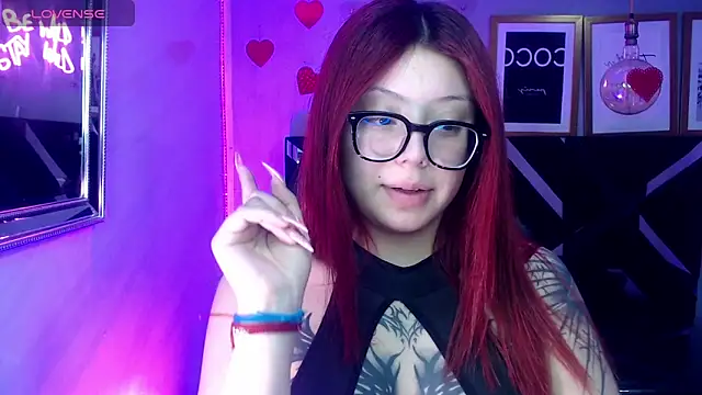 Red Bunny v online show from May 2026 01:18:02 PM