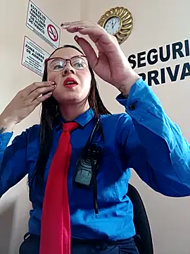 Snapshot of Hannah-colx chatting on October 2025 04:06:02 PM Hannah-colx online show from October 2025 04:06:02 PM