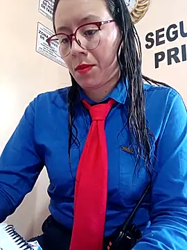 Snapshot of Hannah-colx chatting on November 2025 04:40:01 PM Hannah-colx online show from November 2025 04:40:01 PM