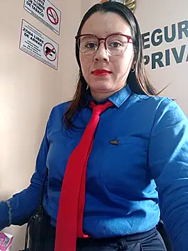 Snapshot of Hannah-colx chatting on November 2025 01:55:01 PM Hannah-colx online show from November 2025 01:55:01 PM