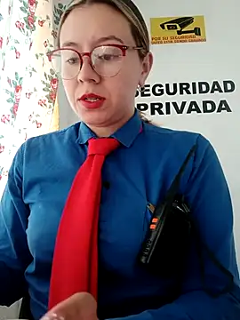 Snapshot of Hannah-colx chatting on November 2025 05:12:02 PM Hannah-colx online show from November 2025 05:12:02 PM