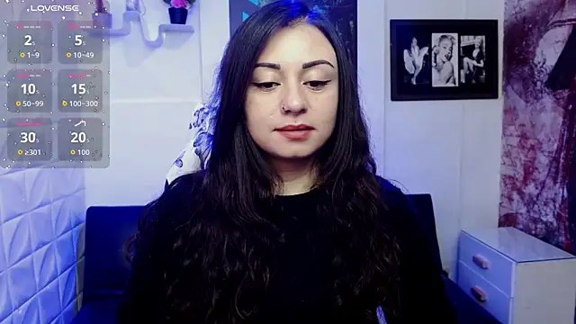 Eva Roussell online show from October 2025 02:35:01 PM