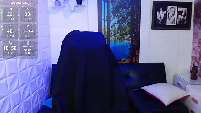 Eva Roussell online show from November 2025 03:55:01 PM