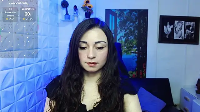 Eva Roussell online show from December 2025 02:44:01 PM