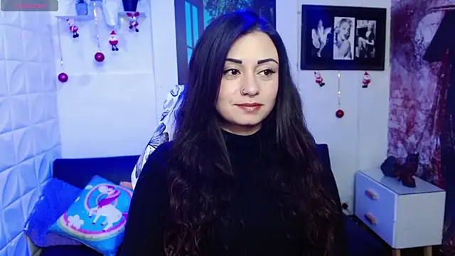 Snapshot of Eva_Roussell chatting on January 2026 02:30:02 PM Eva Roussell online show from January 2026 02:30:02 PM