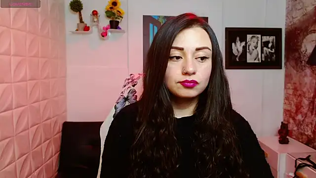 Snapshot of Eva_Roussell chatting on February 2026 04:36:01 PM Eva Roussell online show from February 2026 04:36:01 PM