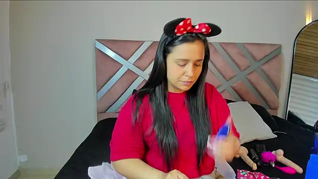  adahara queen online show from October 2025 04:40:02 AM