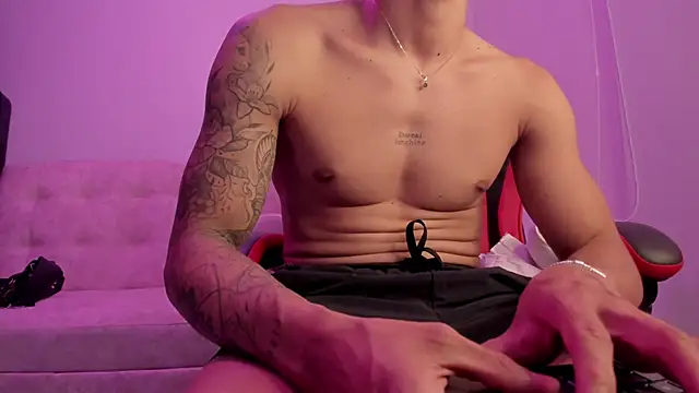 DavisFirb online show from April 2026 02:44:01 AM