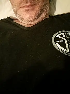 Snapshot of JuegosDeSeduccion chatting on November 2025 06:12:01 PM JuegosDeSeduccion online show from November 2025 06:12:01 PM