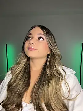 AnnyLopezzz  online show from September 2025 05:45:02 AM