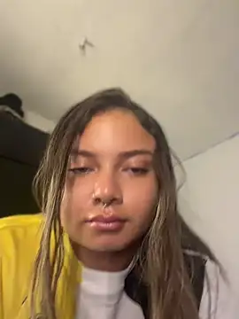 Snapshot of AnnyLopezzz_ chatting on May 2026 09:14:01 AM AnnyLopezzz online show from May 2026 09:14:01 AM