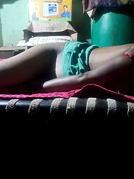 parmila203 online show from April 2026 04:58:02 PM