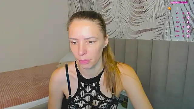 KiaraCaley online show from November 2025 02:11:01 AM